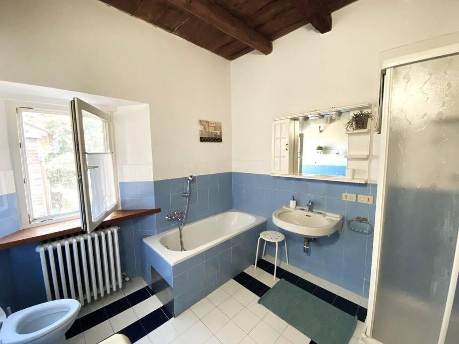 Villa Ginevri, La Casa Vacanze Immersa Nel Verde Mondavio Buitenkant foto